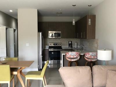 Condominium &middot; For rent &middot; 3 bedrooms