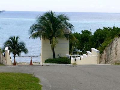 Land &middot; For sale